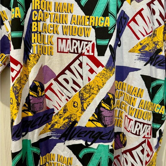 Marvel Avengers Men's All over Print AOP Tee T-Shirt Size Xl Multi Color - Picture 2 of 3